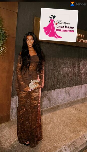 Robe longue en dentelle élégante