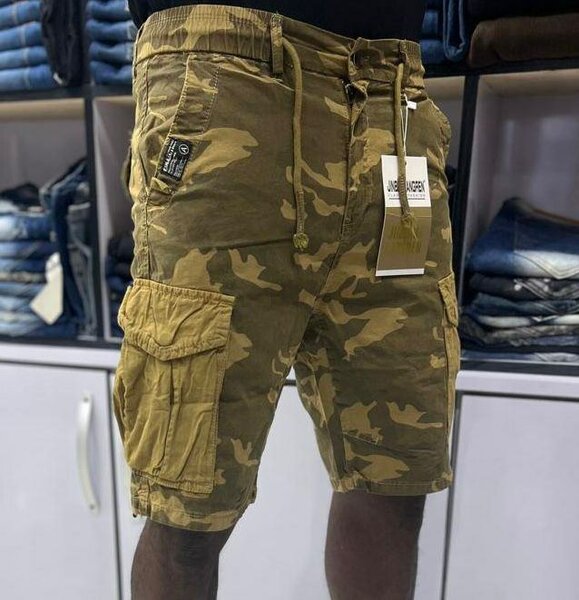 Shorts cargo camouflage