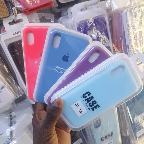 Coques en silicone iPhone XS