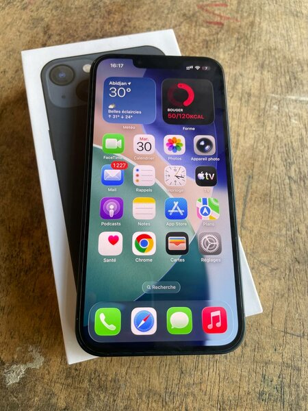 iPhone 13 Simple Casi Neuf