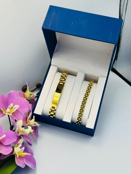 Ensemble de bracelets en or luxueux