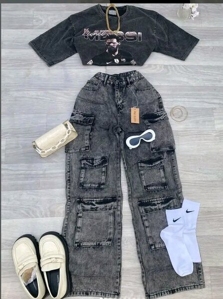 Jean cargo noir tendance