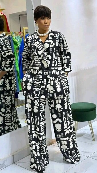 Combinaison chic pour femme