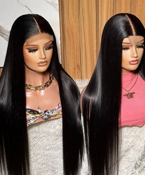 Perruque longue lisse noire