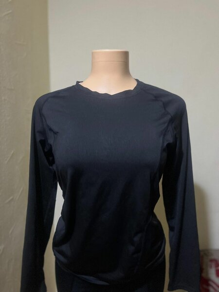 Chemise noire manches longues femme