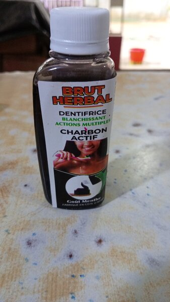 Dentifrice Charbon Actif Blanchissant