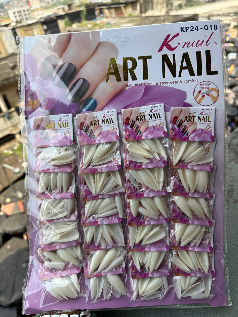 Faux ongles K-nail élégants