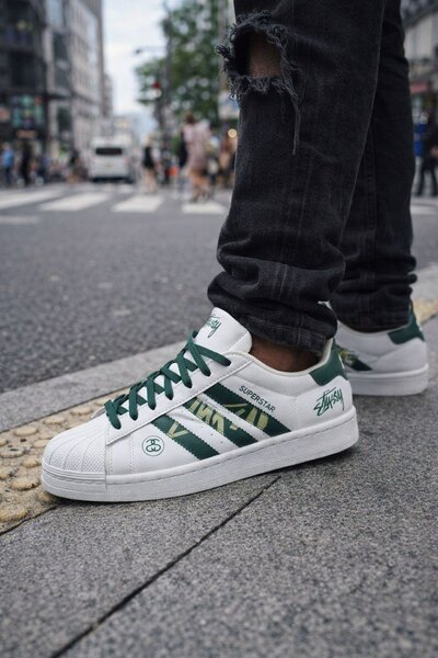 Adidas Superstar