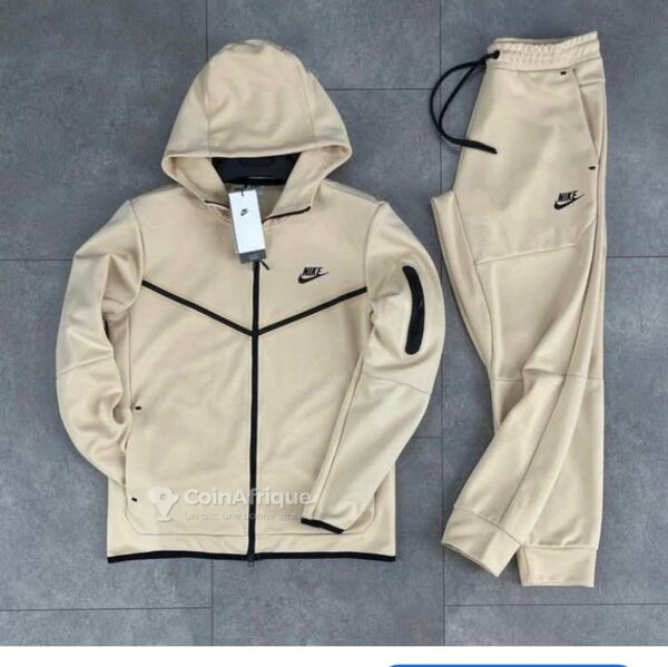 Ensemble survêtement Nike beige