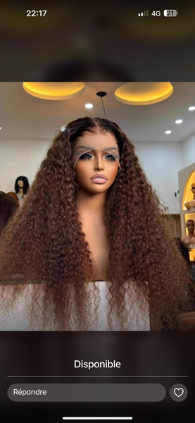 Perruque bouclée glamour