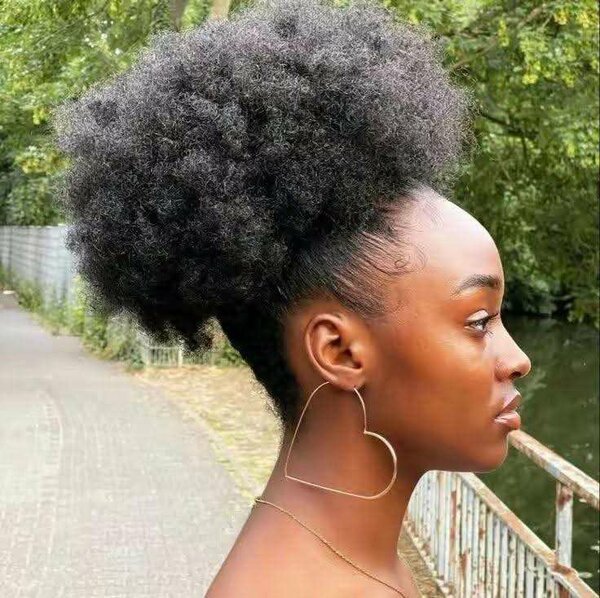 Boucle d'oreille coeur en or